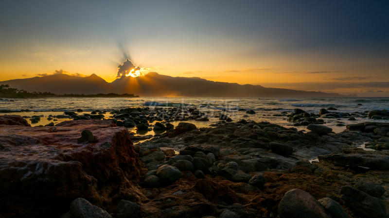 美丽海滩日落风景桌面壁纸